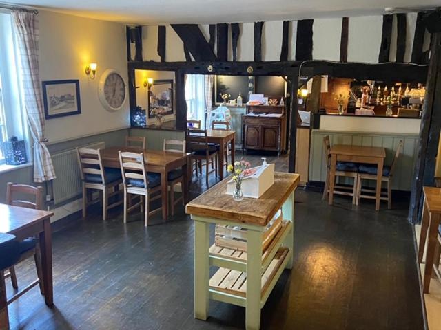 ホテル The White Hart Newenden エクステリア 写真